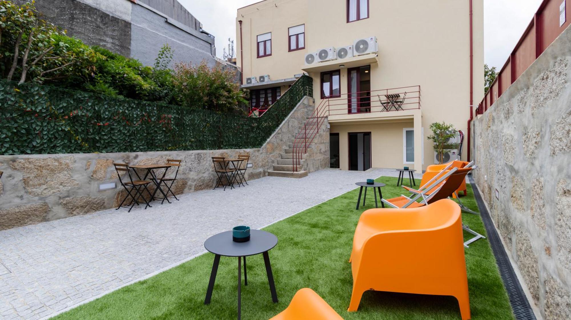 Stop & Relax - Parking Porto Exterior photo